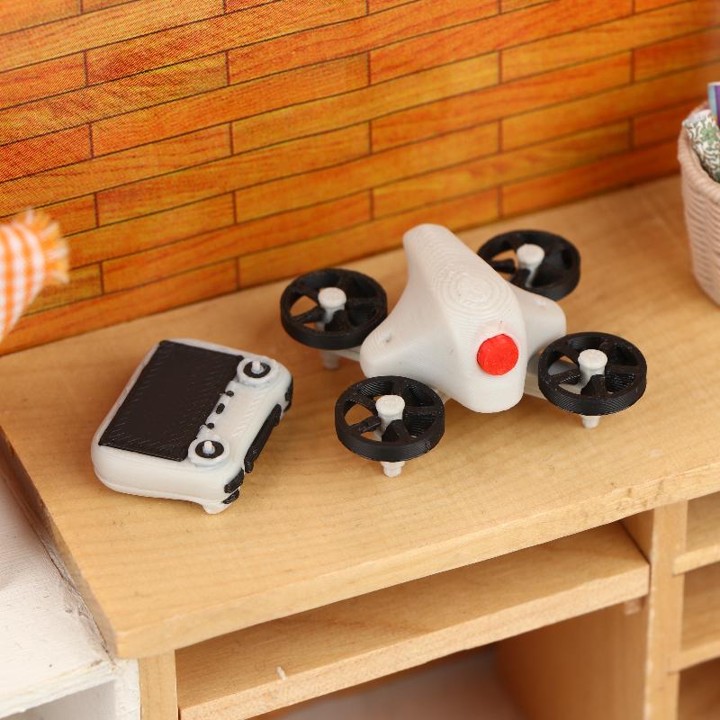 ミニチュアシミュレーションドローンモデル リモコン付き 1: - Drones のレビューと価格